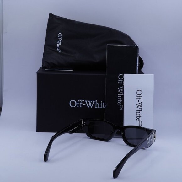 Off-White OERI124 FILLMORE 1007 Sunglasses Black Rectangle Frame, Grey Lenses - Picture 12 of 12